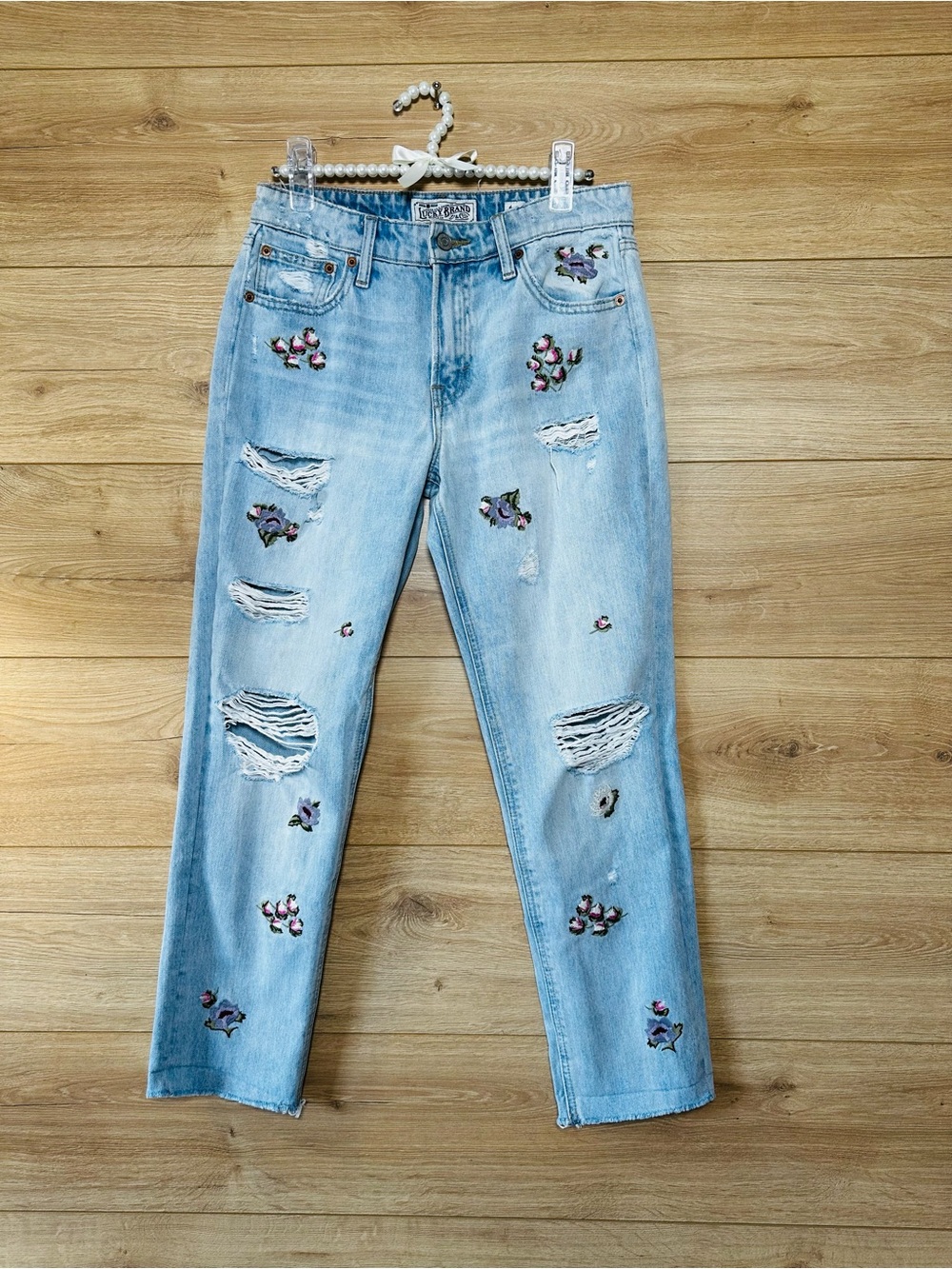 Lucky Brand Light Blue Distressed Boyfriend Jeans with Floral Embroidery - Picture 4 of 13